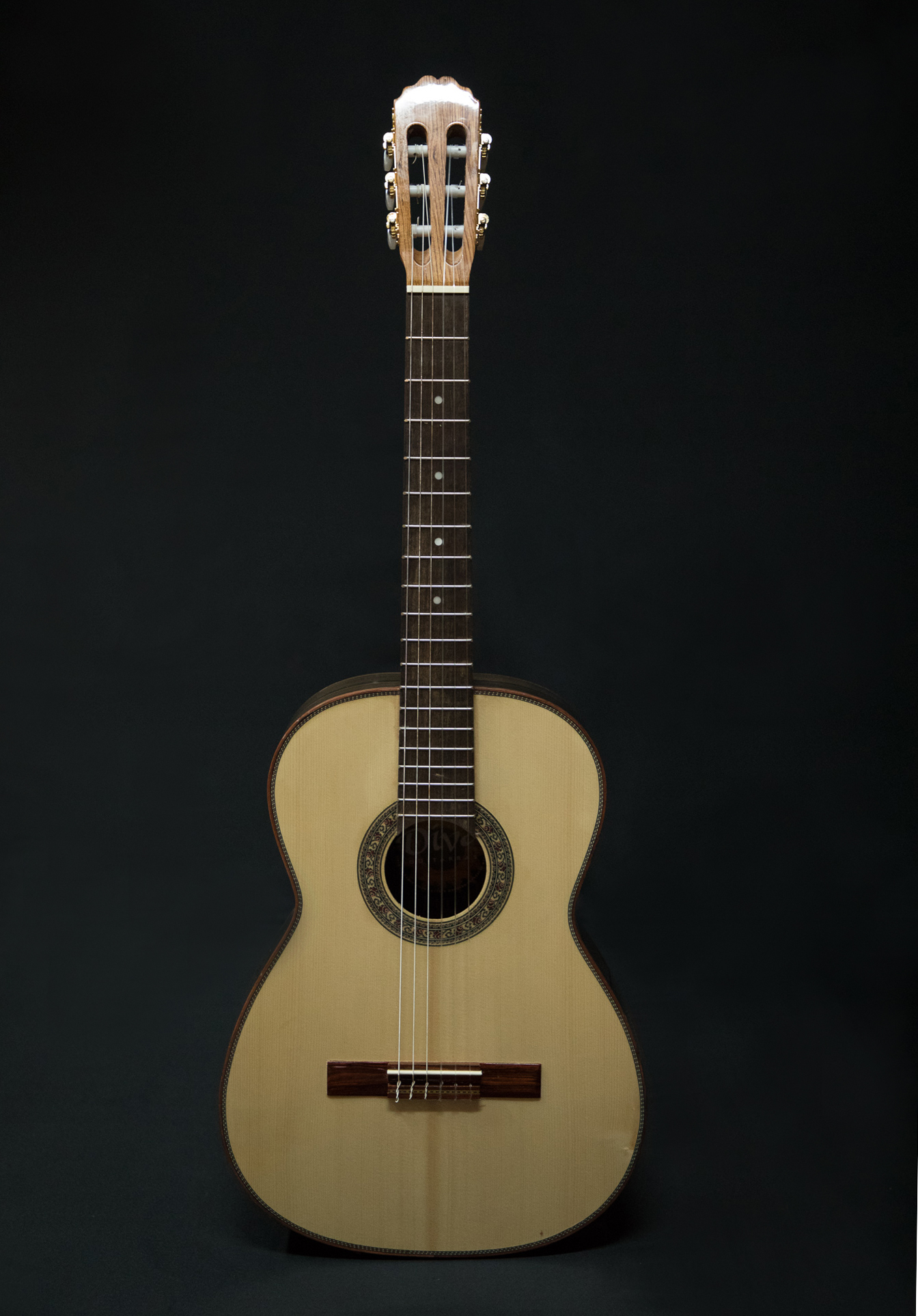 Guitarra de Ébano Rayado – Española Guitarras